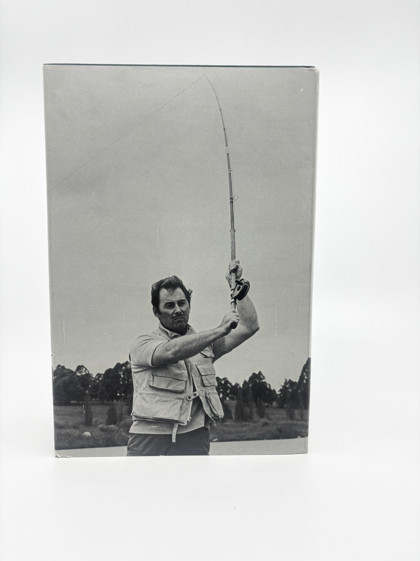 Fly Fishing Techniques: Basic Fundamentals and Championship Form